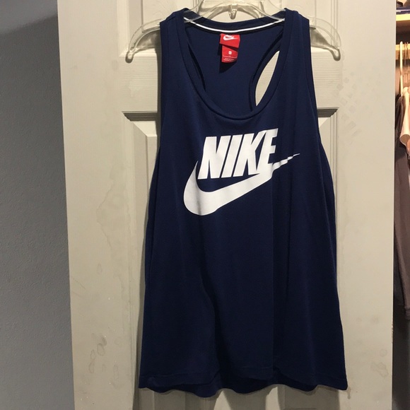 Nike Tops - nike tank top